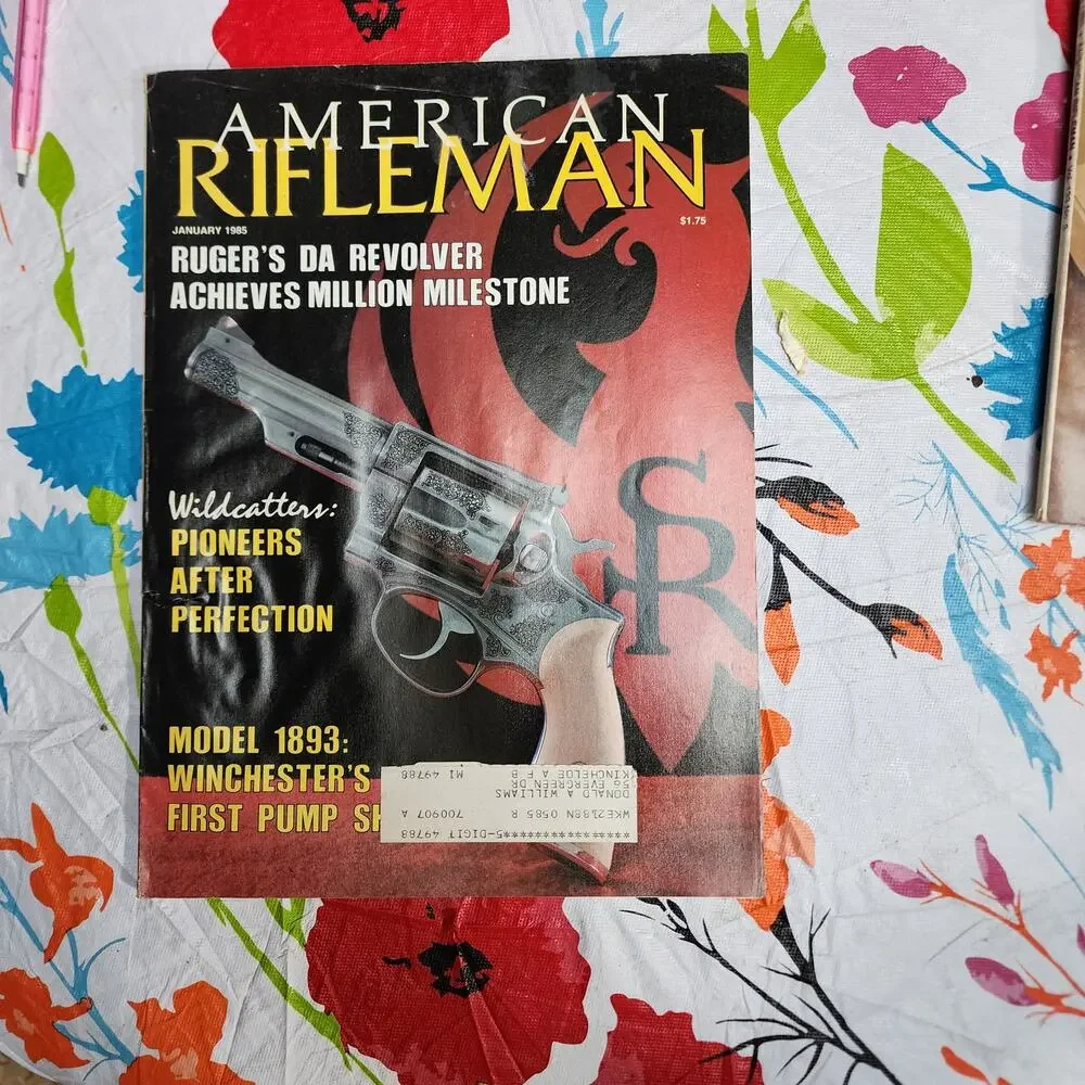 Lot of 6, 1985 American Rifleman Magazines